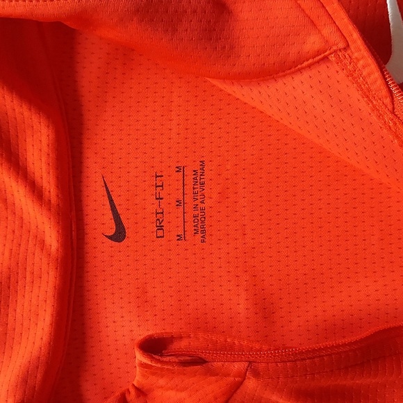 Nike - Picture 6 of 8